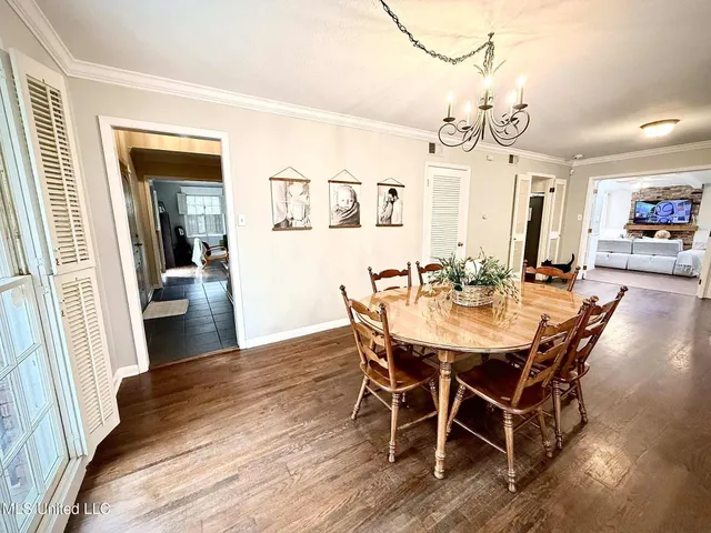 $239,000 | 887 Briarwood Drive, Jackson, MS 39211