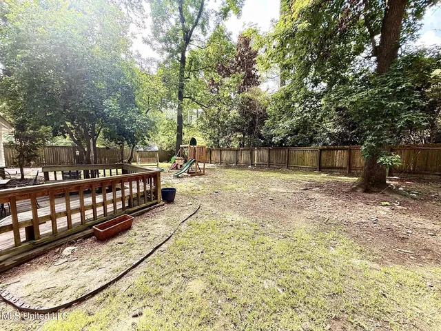 $239,000 | 887 Briarwood Drive, Jackson, MS 39211