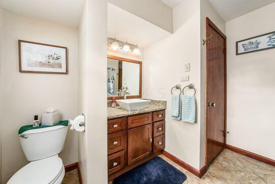 1677 Jackson Road Columbus, OH 43223 - Photo 20 of 48 2nd full bath