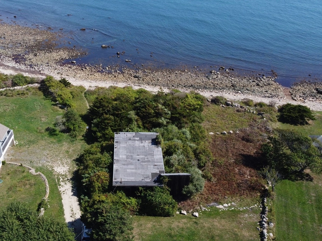 304 Brayton Point Road Westport, MA 02790 - Photo 4 of 13 Gallery Image 4