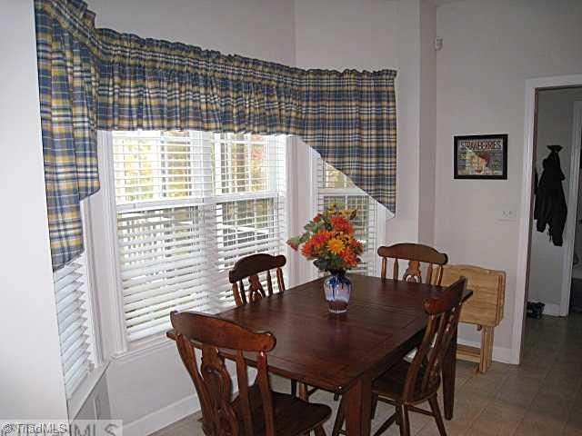 4843 Parks Road Lexington, NC 27292 - Photo 6 of 16 Breakfast.
