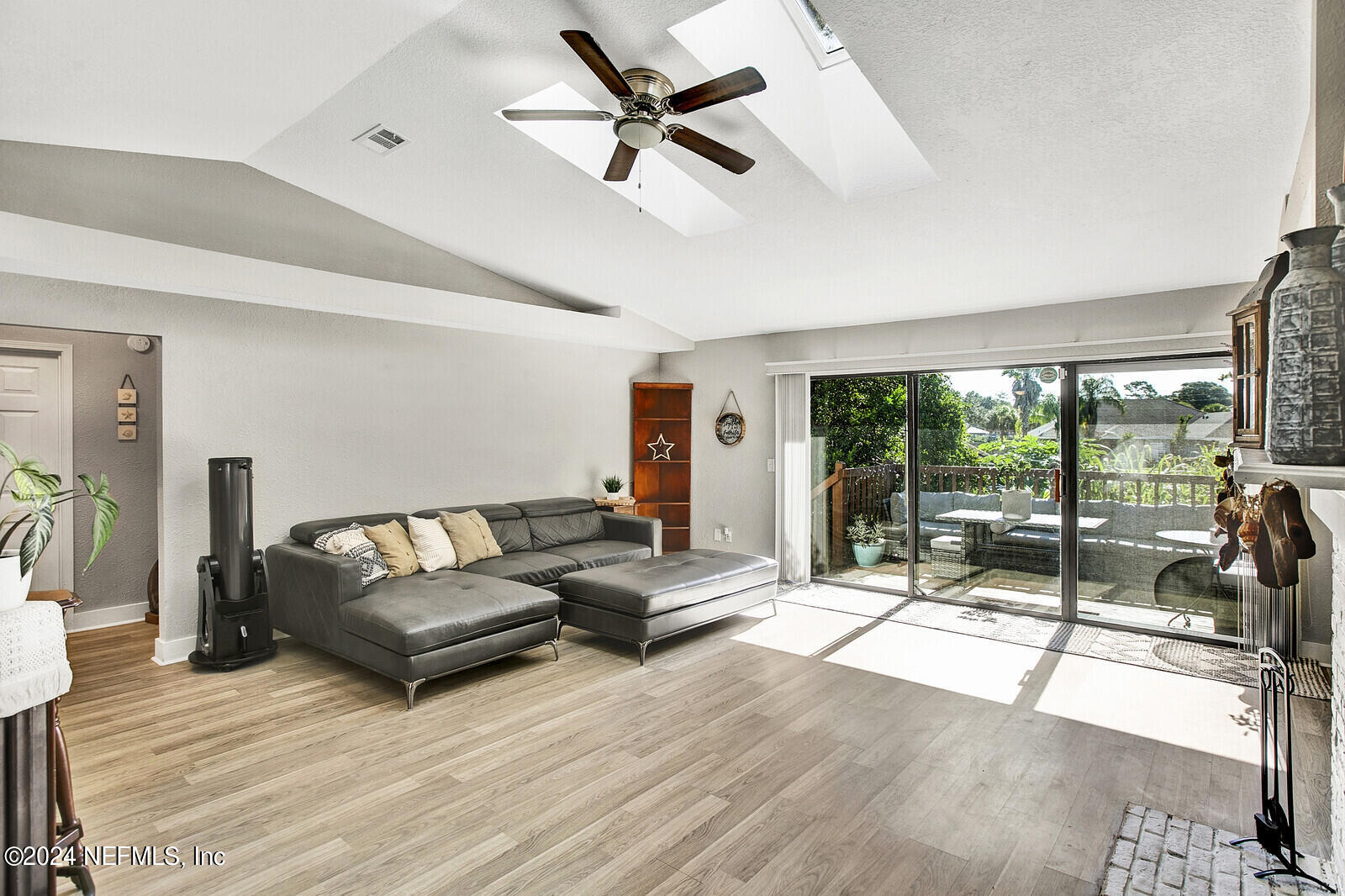 4041 High Pine Road Jacksonville, FL 32225 - Photo 13 of 54 05_IMG_0126_mls