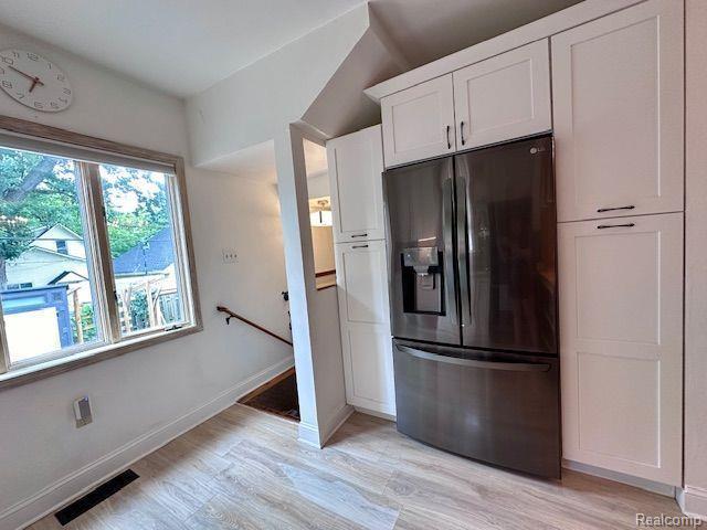 95 Mapleton Road Grosse Pointe, MI 48236 - Photo 3 of 34