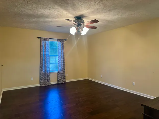 $134,900 | 3566 Highway 142, Selmer, TN 38375