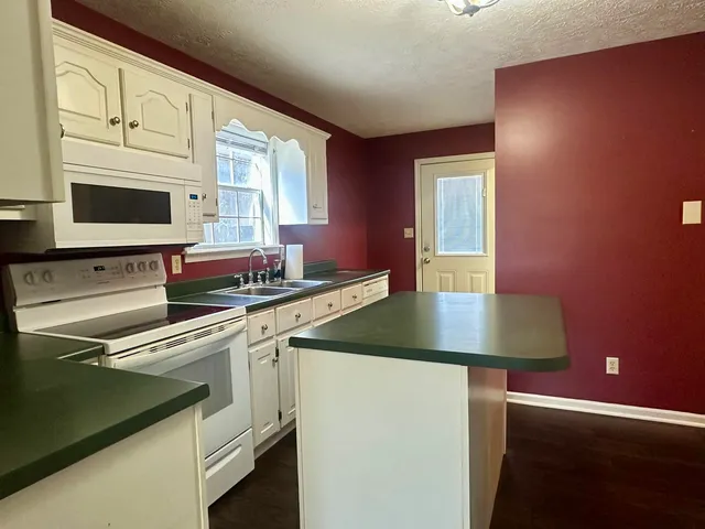 $134,900 | 3566 Highway 142, Selmer, TN 38375