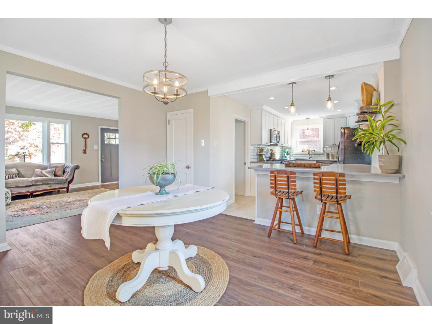 404 Perry Street Ridley Park, PA 19078 - Photo 5 of 25 Dining Room