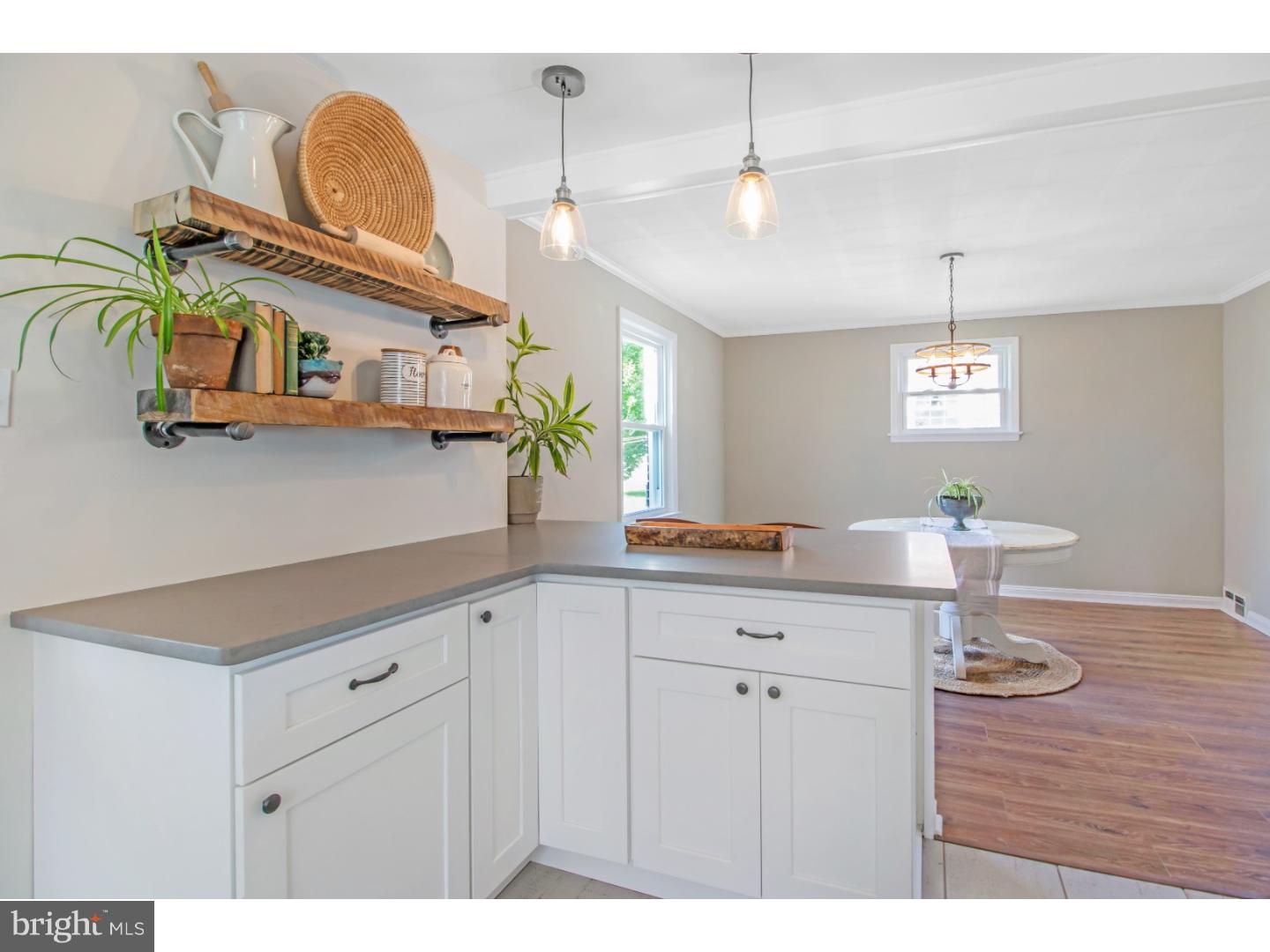 404 Perry Street Ridley Park, PA 19078 - Photo 9 of 25 Kitchen