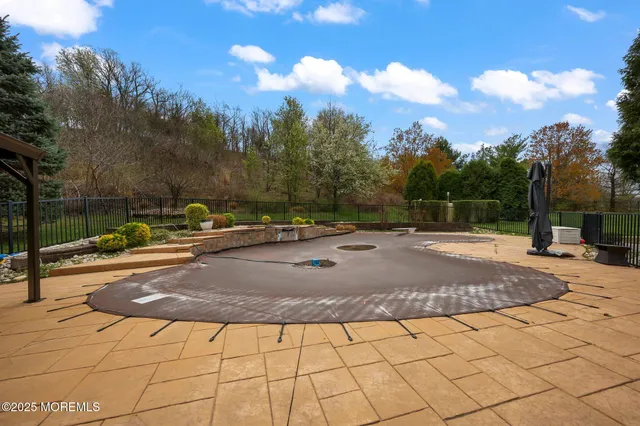 $1,675,000 | 10 Hannah Mount Drive, Millstone Township, NJ 08510