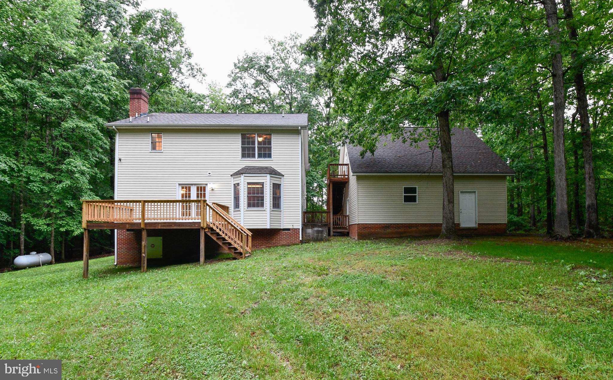 4638 Ladysmith Road Ruther Glen, VA 22546 - Photo 68 of 74 back of house and garage