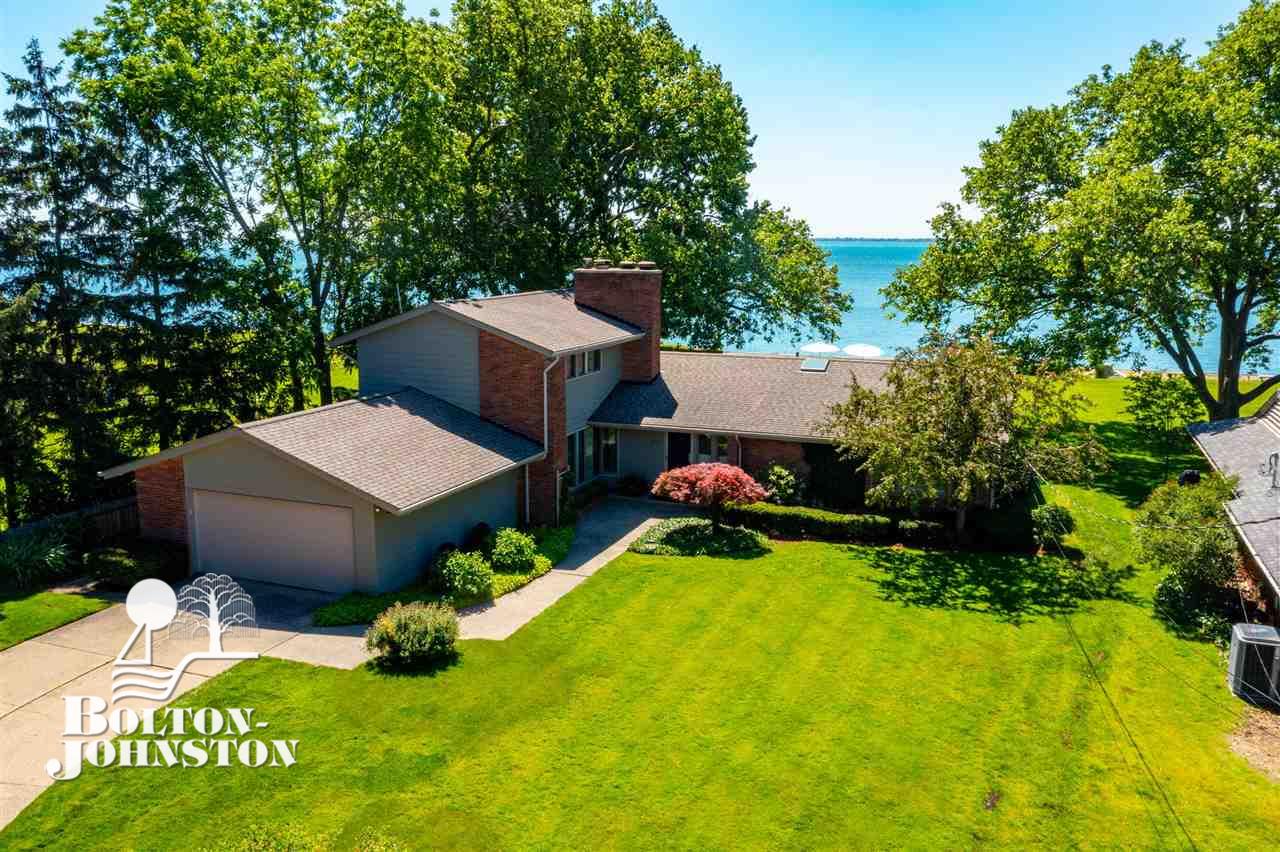 812 Bishop Road Grosse Pointe, MI 48230 - Photo 37 of 45 50079394-36.JPG