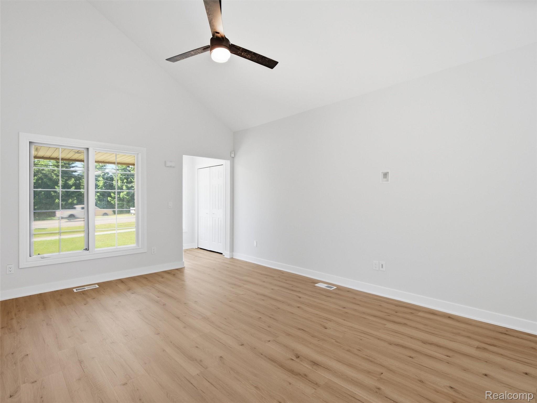 8365 22 Mile Road Utica, MI 48317 - Photo 8 of 38