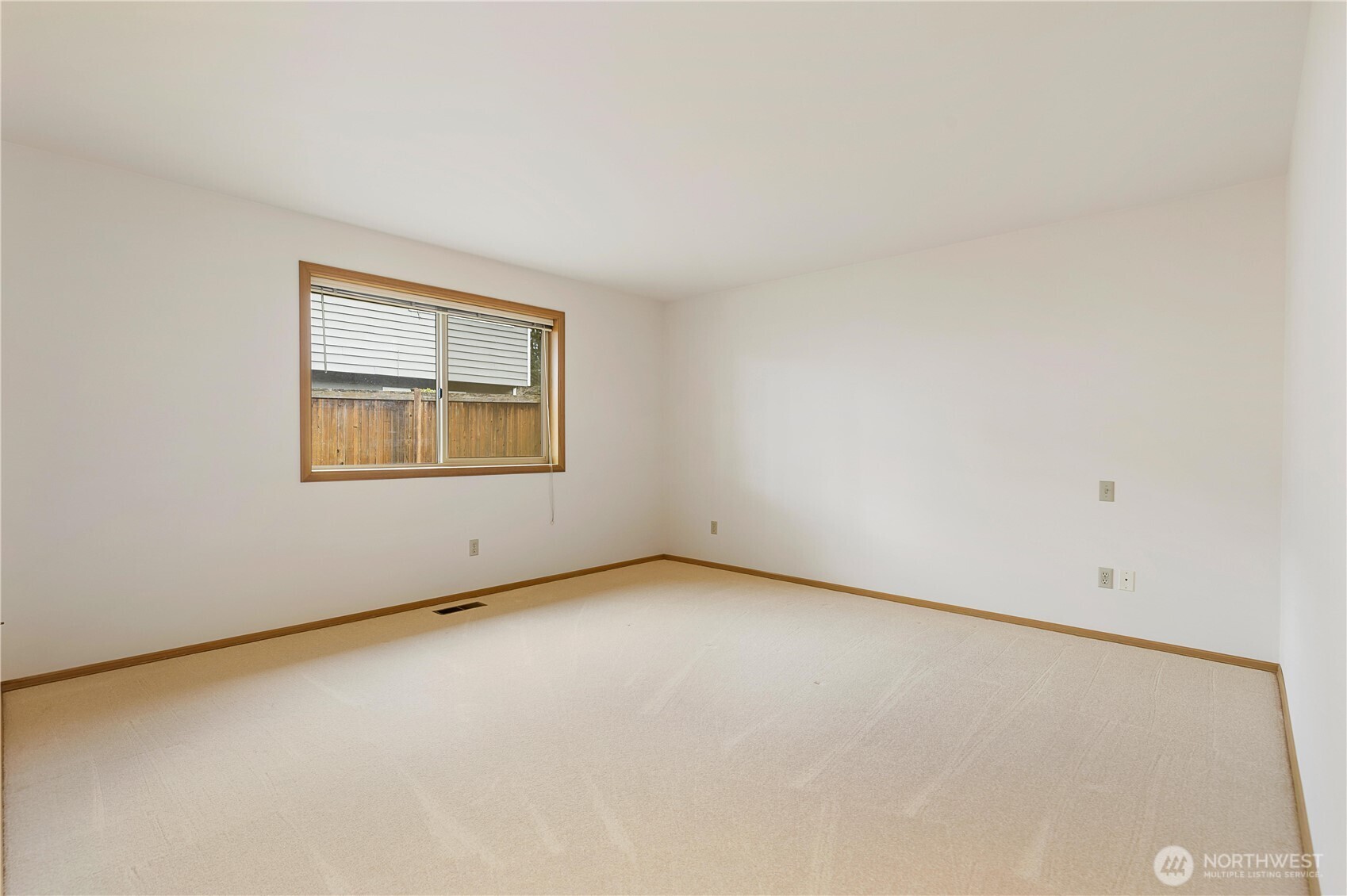 8523 199th Place Southwest Edmonds, WA 98026 - Photo 23 of 40 an empty room with a window