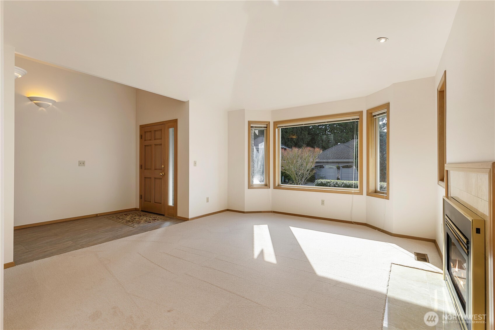 8523 199th Place Southwest Edmonds, WA 98026 - Photo 6 of 40