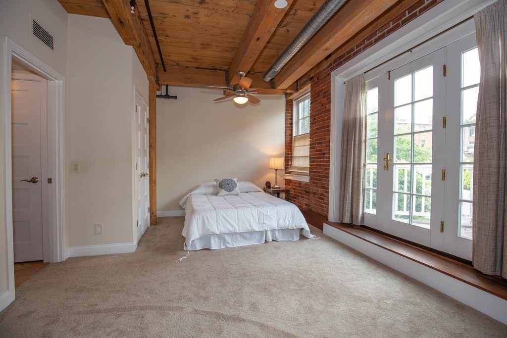 25 Cedar Street, Unit 7 Amesbury, MA 01913 - Photo 15 of 27