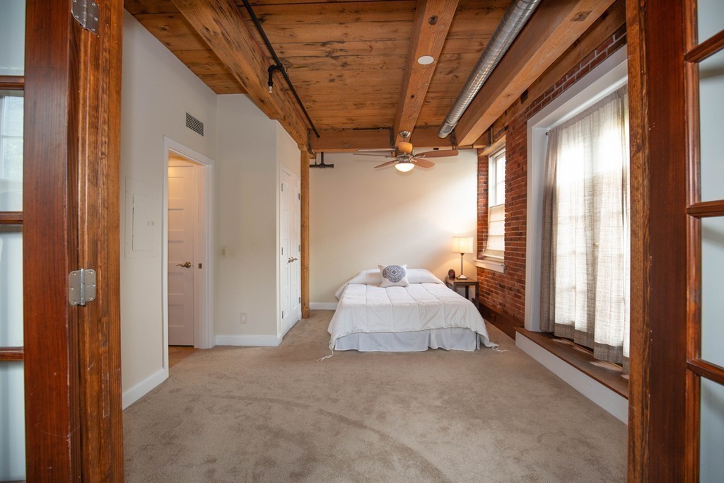 25 Cedar Street, Unit 7 Amesbury, MA 01913 - Photo 16 of 27