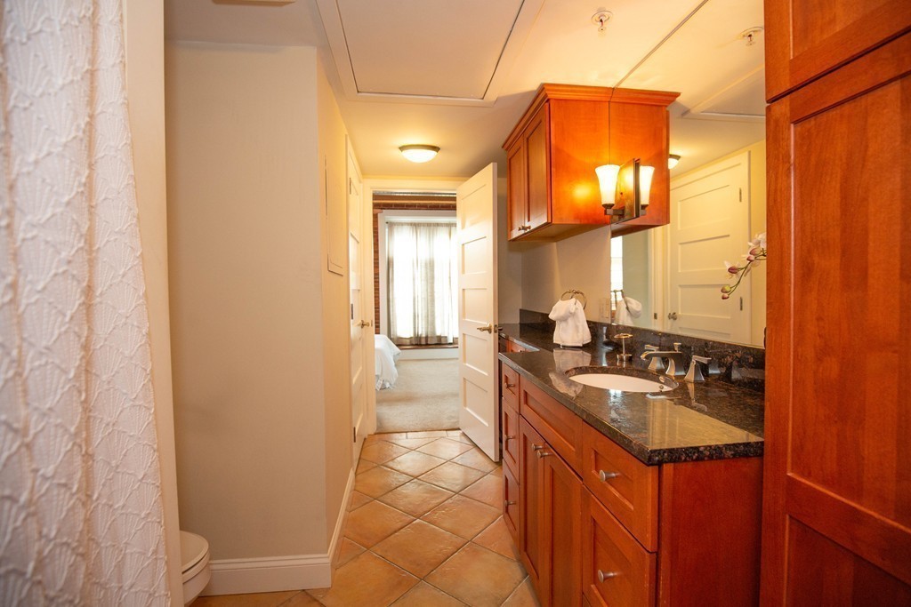 25 Cedar Street, Unit 7 Amesbury, MA 01913 - Photo 17 of 27