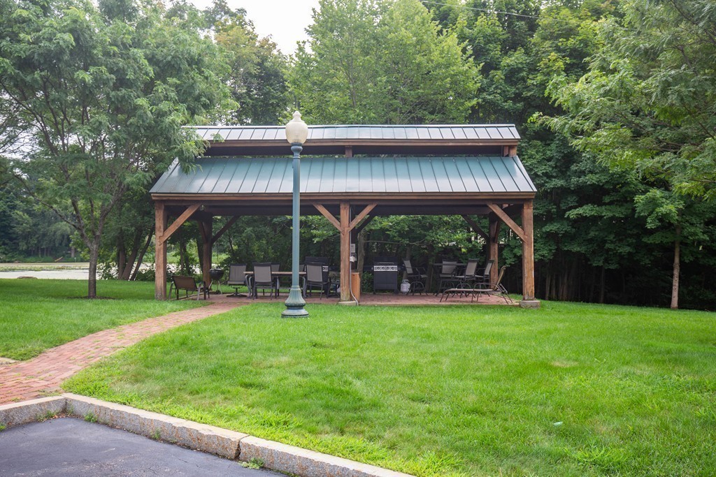 25 Cedar Street, Unit 7 Amesbury, MA 01913 - Photo 20 of 27