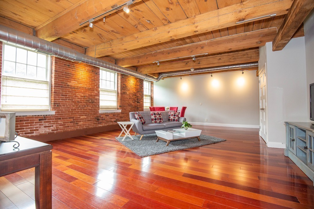 25 Cedar Street, Unit 7 Amesbury, MA 01913 - Photo 24 of 27