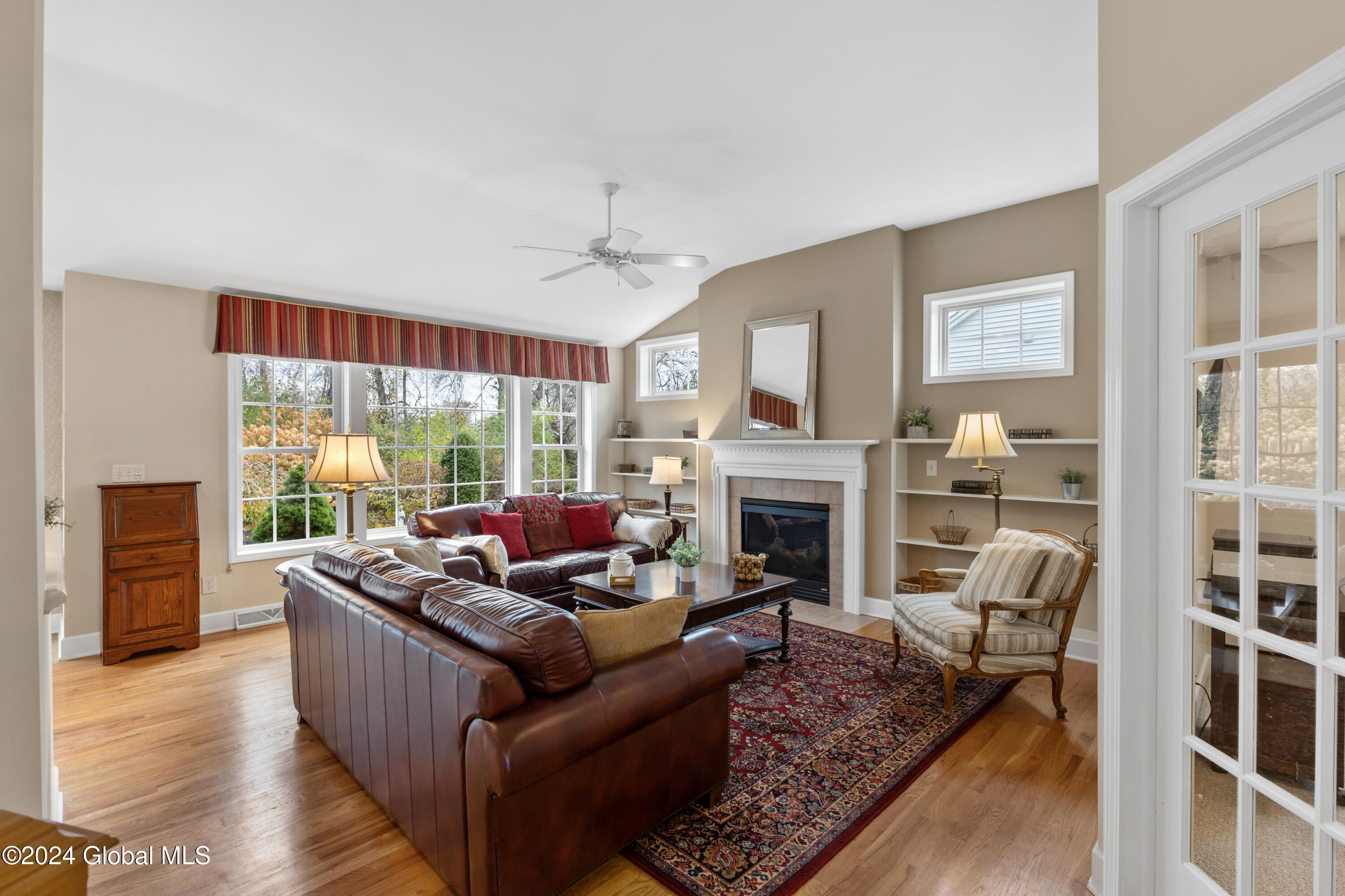 9 Highview Way Halfmoon, NY 12118 - Photo 13 of 37 1 (19)