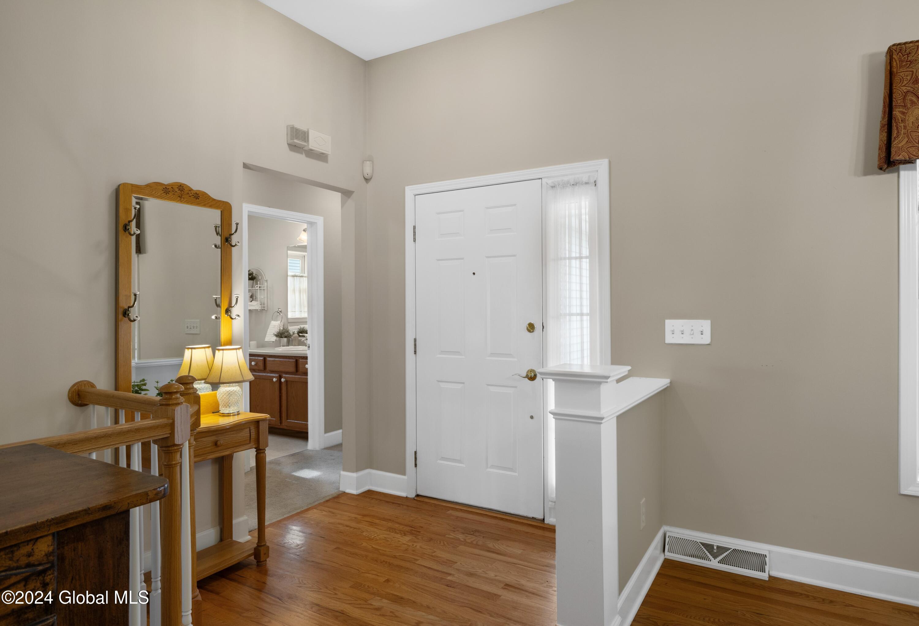 9 Highview Way Halfmoon, NY 12118 - Photo 14 of 37 1 (10)