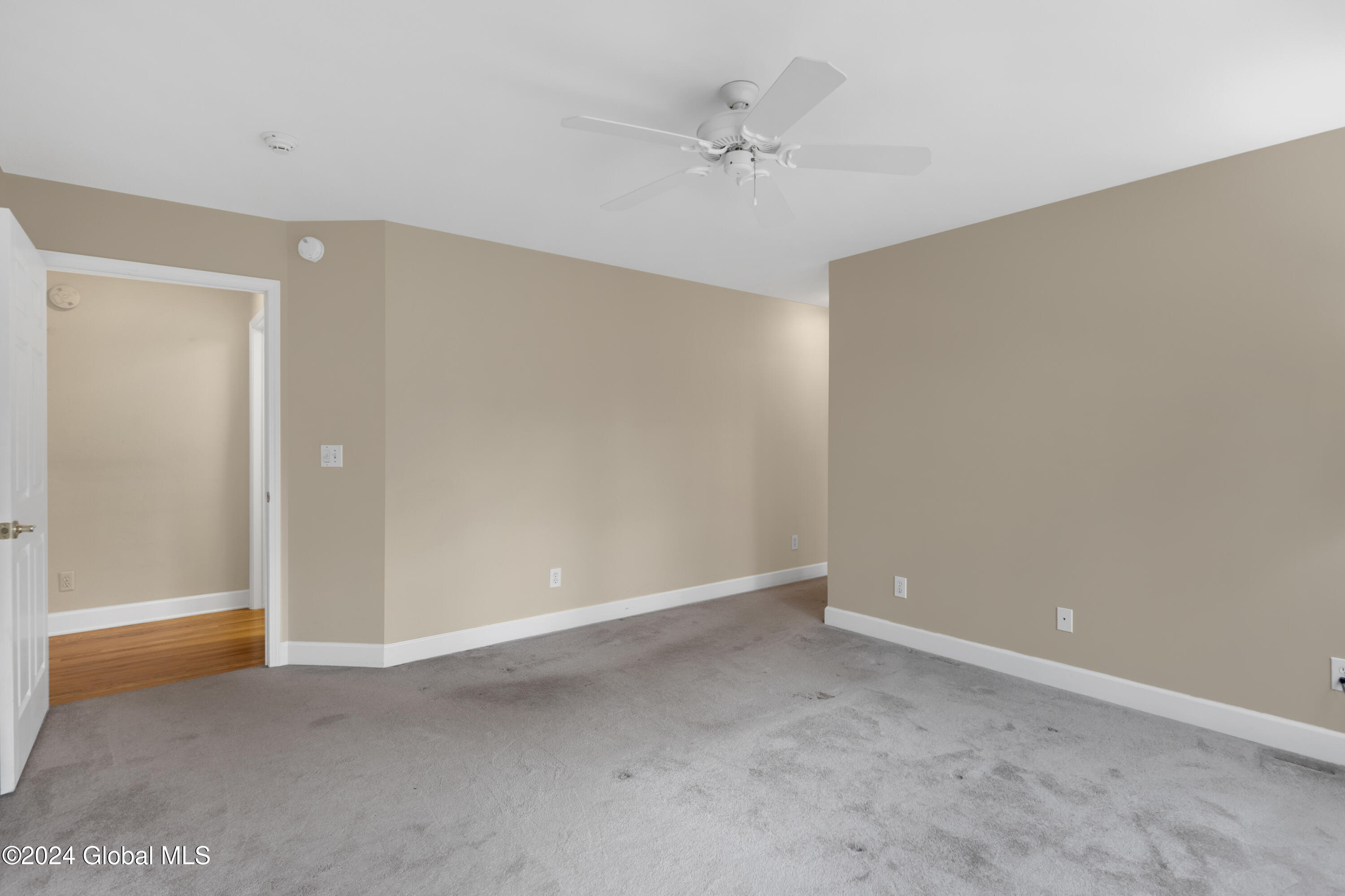 9 Highview Way Halfmoon, NY 12118 - Photo 17 of 37 1 (29)