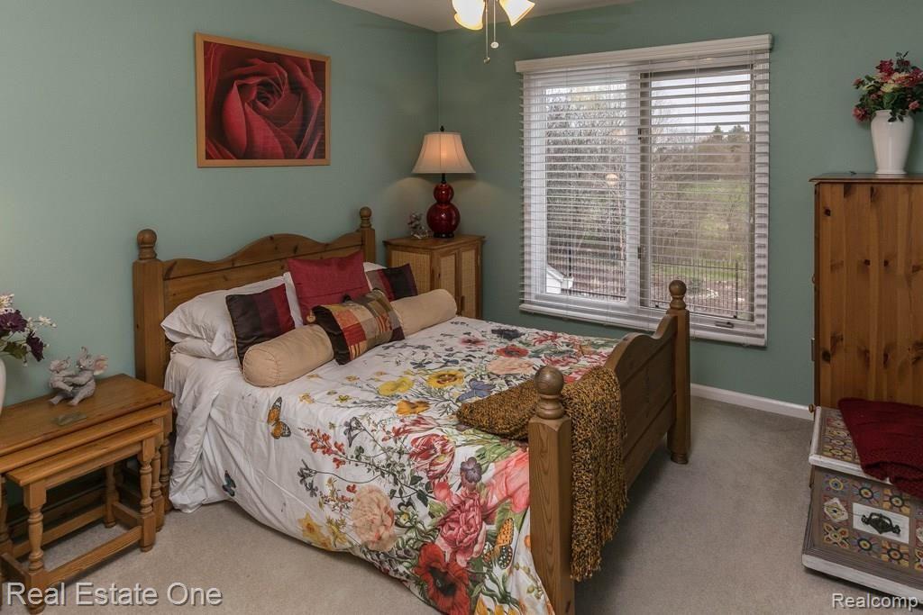 3631 Aynsley Drive Rochester Hills, MI 48306 - Photo 24 of 40