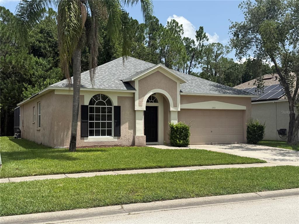 12521 Sparkleberry Road Tampa, FL 33626 - Photo 2 of 41