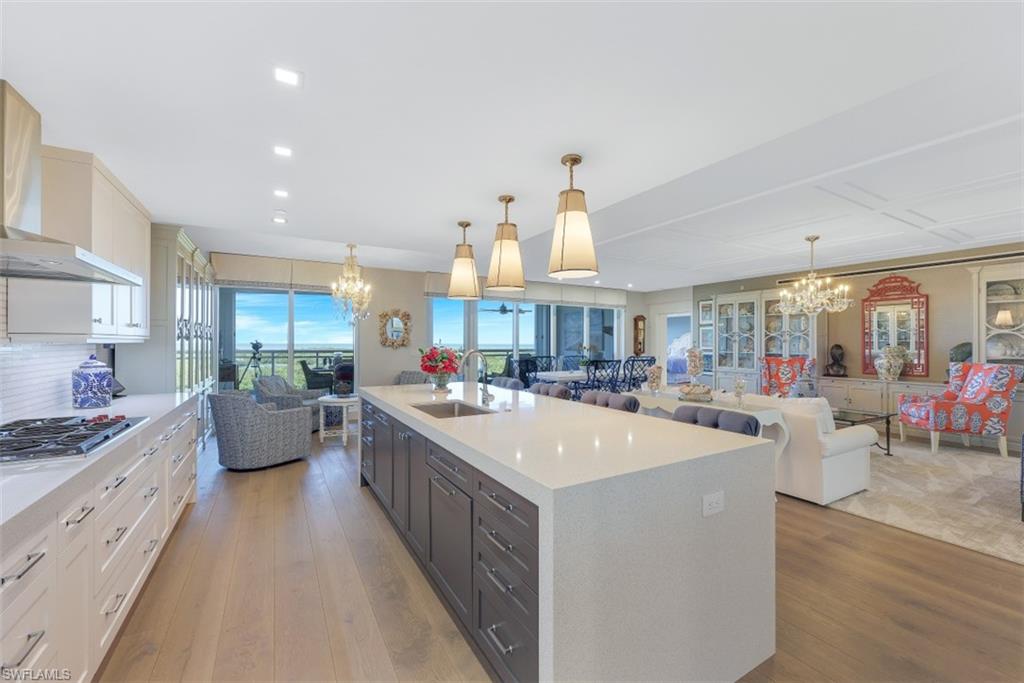 13915 Old Coast Road, Unit 805 Naples, FL 34110 - Photo 4 of 34 Gallery Image 4