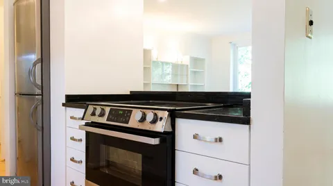 $299,900 | 3033 New Mexico Avenue Northwest, Unit 306, Washington, DC 20016