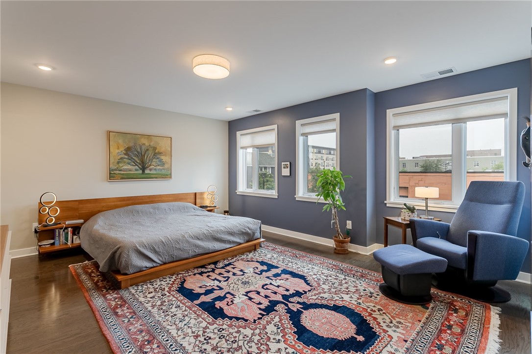 68 Charlotte Street Rochester, NY 14607 - Photo 16 of 26