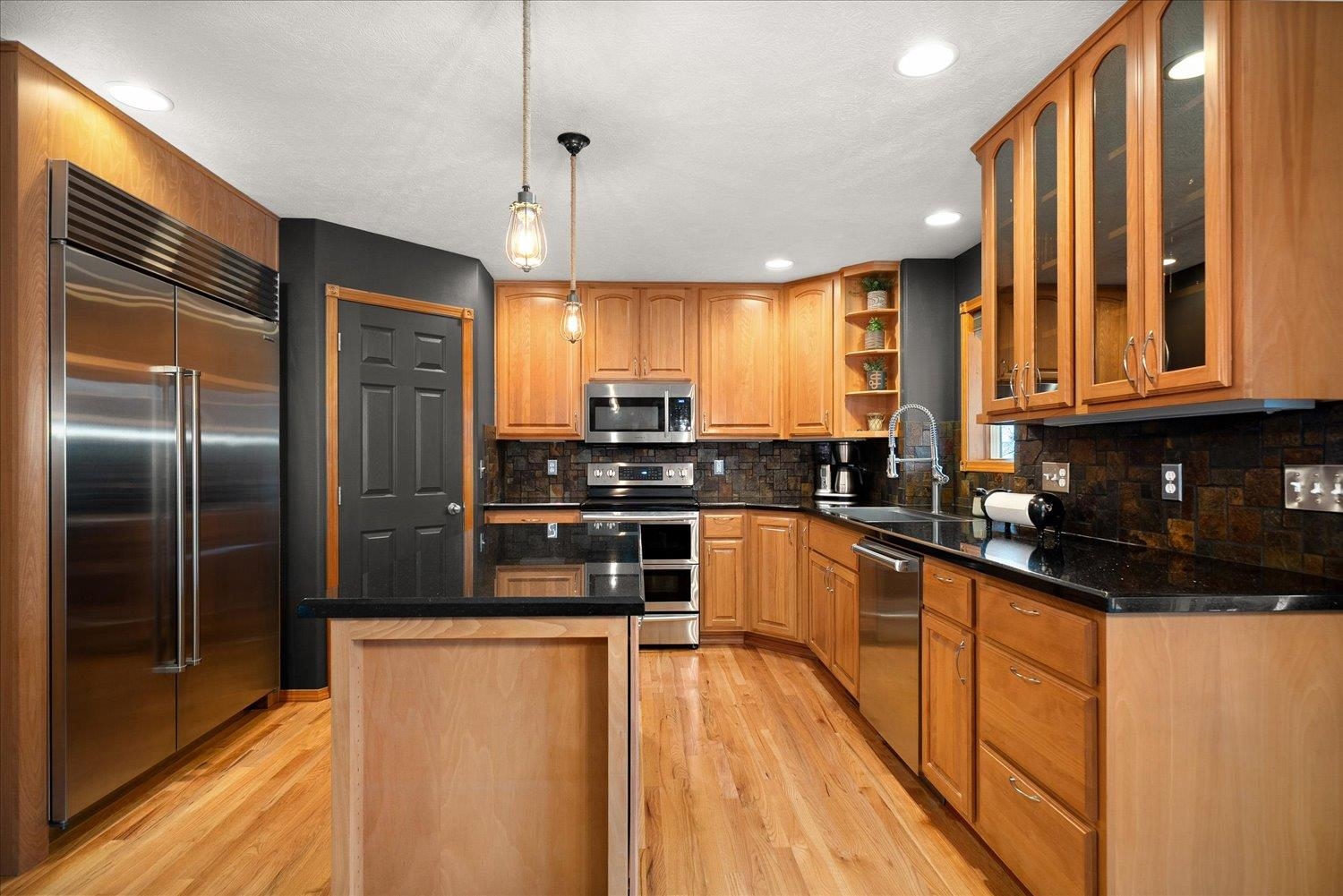 2402 West Carolina Court Spokane, WA 99208 - Photo 12 of 50