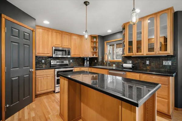 $935,000 | 2402 West Carolina Court, Spokane, WA 99208