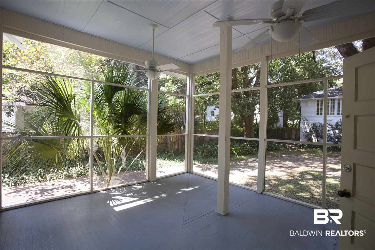 1658 Government Street Mobile, AL 36604 - Photo 27 of 36