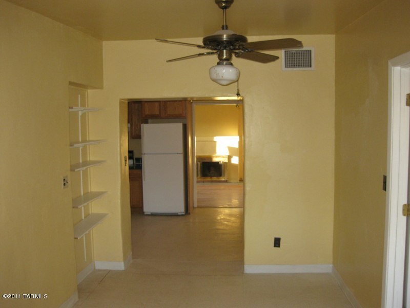 115 East Mohave Road Tucson, AZ 85705 - Photo 11 of 20