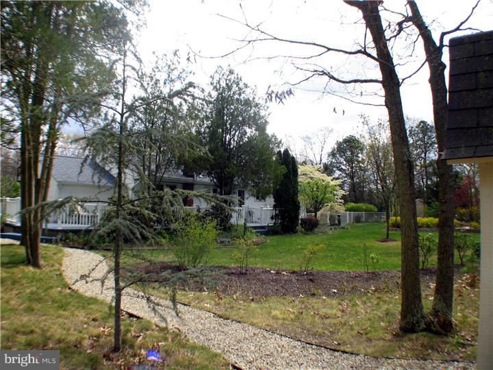 10 Thomas Road Voorhees, NJ 08043 - Photo 14 of 17 Exterior Back