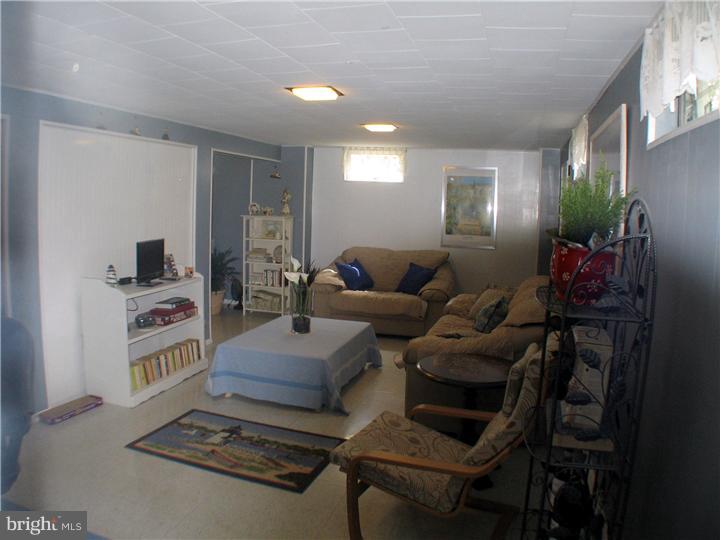 10 Thomas Road Voorhees, NJ 08043 - Photo 10 of 17 Basement - Finished