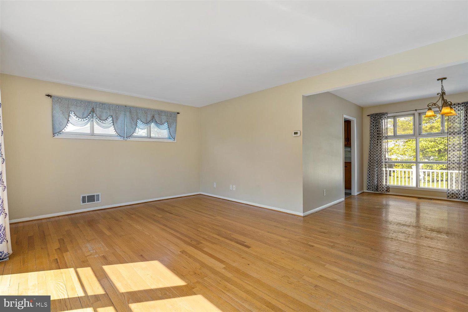 2610 Harwood Road Baltimore, MD 21234 - Photo 5 of 39 Gallery Image 5