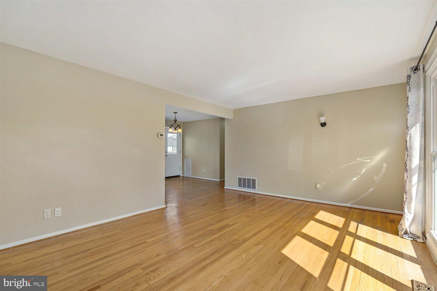 2610 Harwood Road Baltimore, MD 21234 - Photo 7 of 39 Gallery Image 7