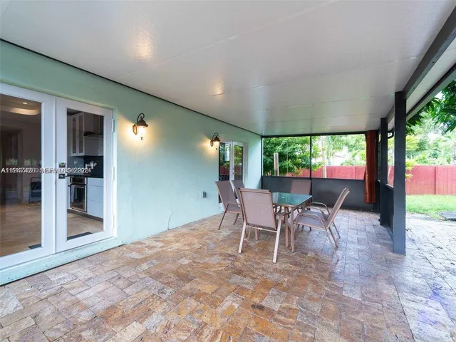 $590,000 | 1606 Wiley Street, Hollywood, FL 33020