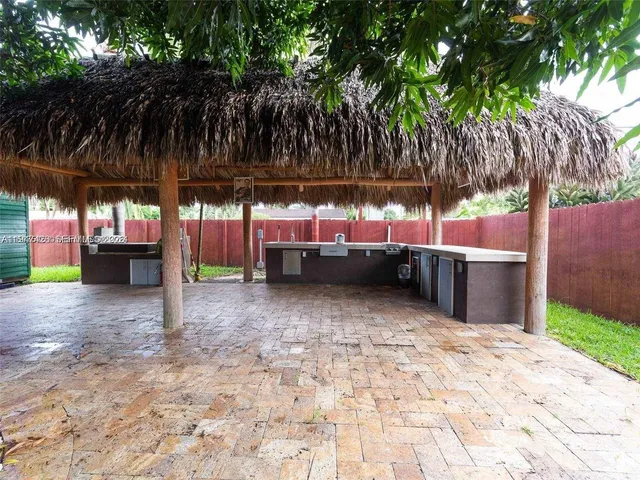 $590,000 | 1606 Wiley Street, Hollywood, FL 33020