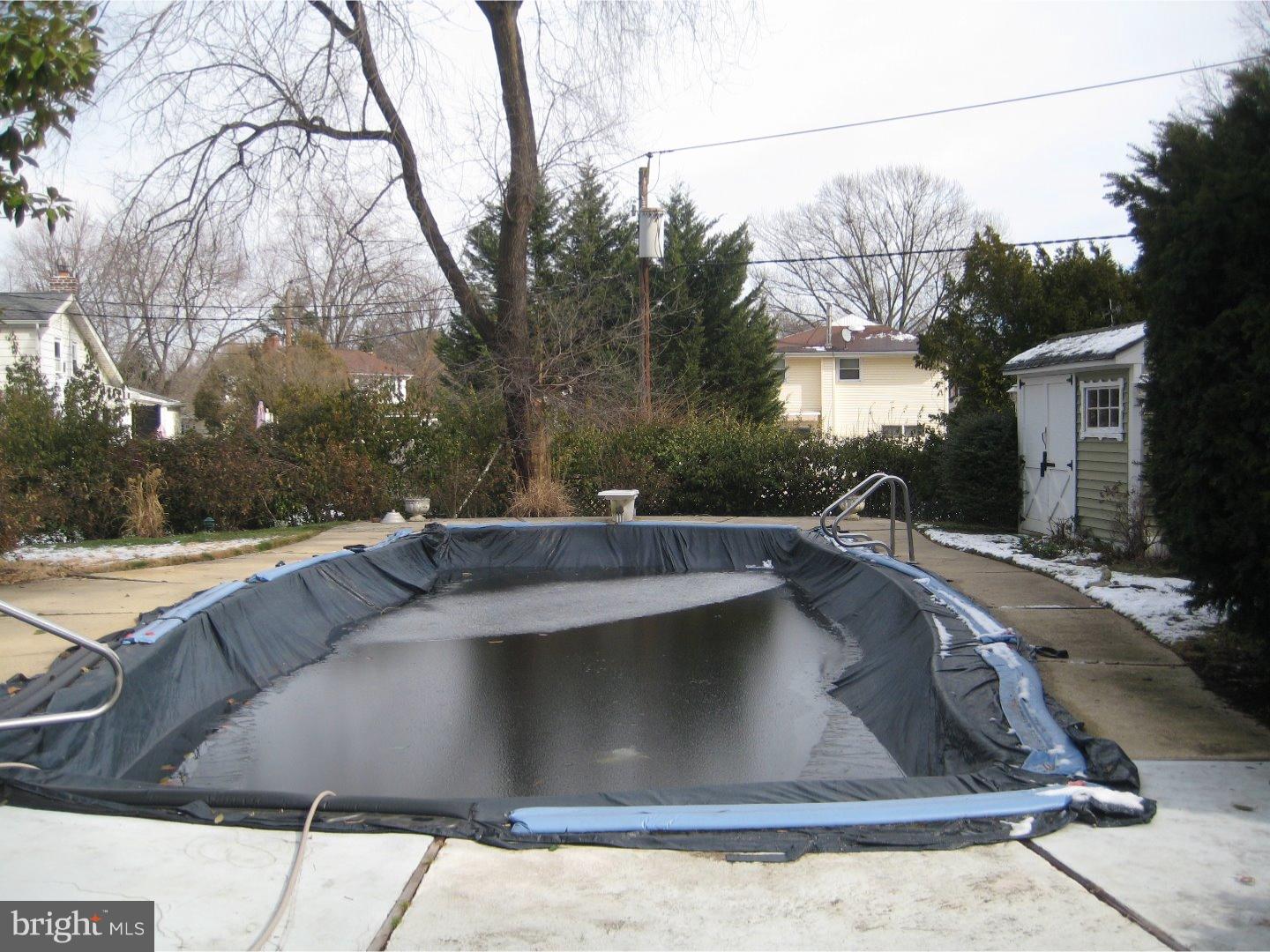 125 Leeds Road Mount Laurel, NJ 08054 - Photo 14 of 19 Pool