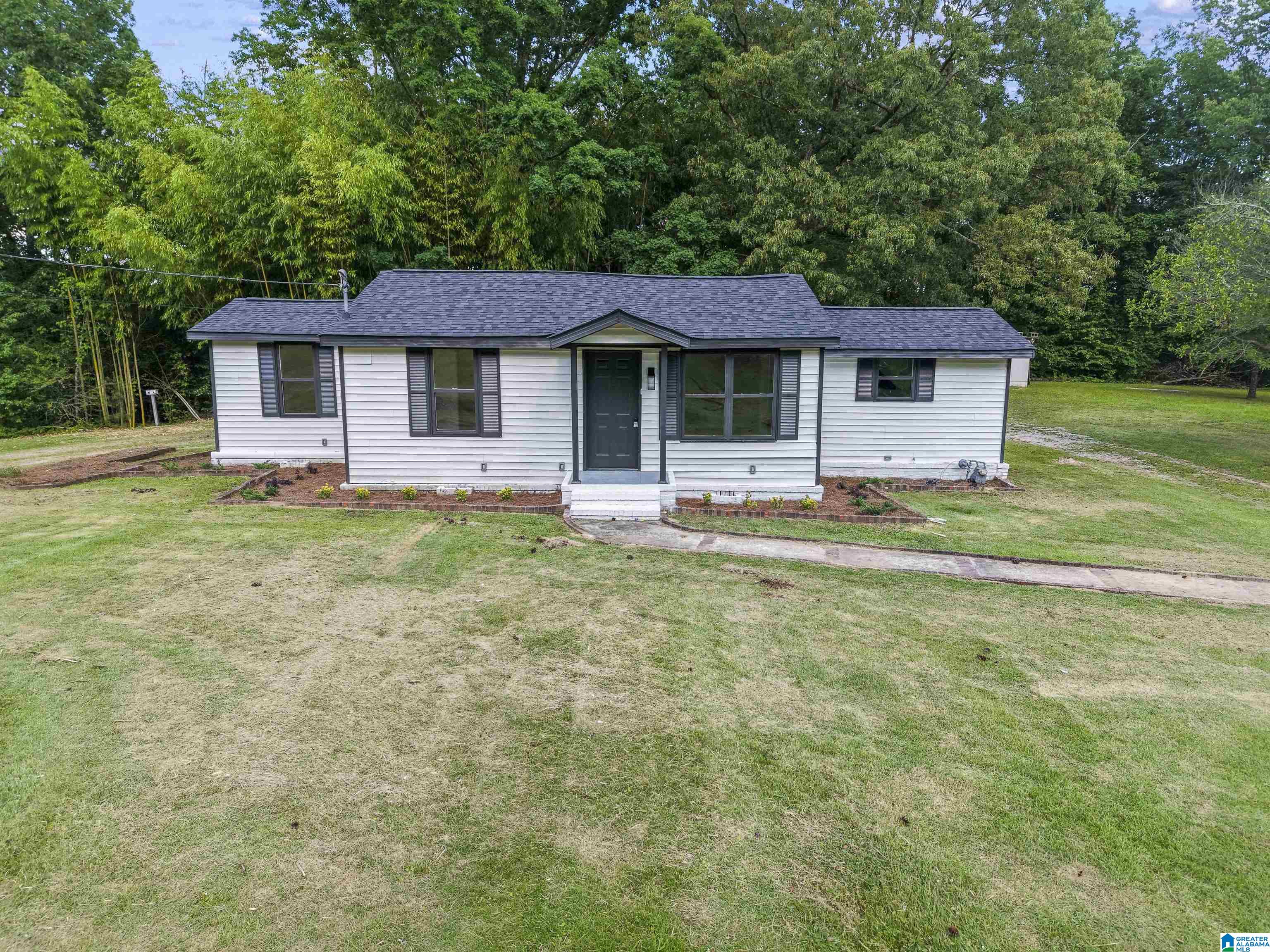 7035 Honor Keith Road Trussville, AL 35173 - Photo 1 of 16