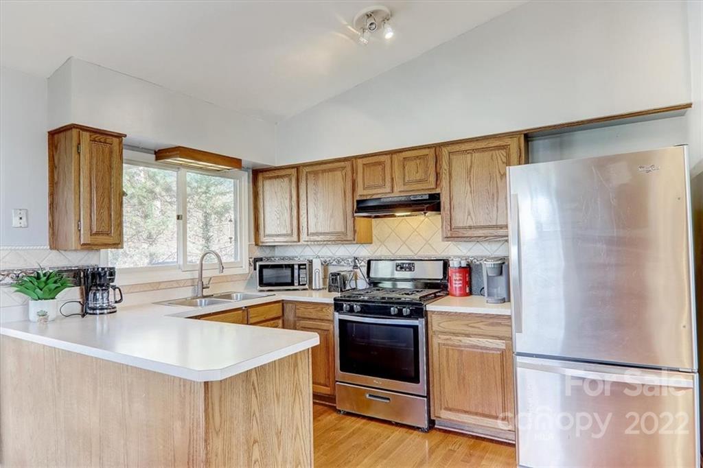 12 Wood Road Arden, NC 28704 - Photo 13 of 48 Gallery Image 13