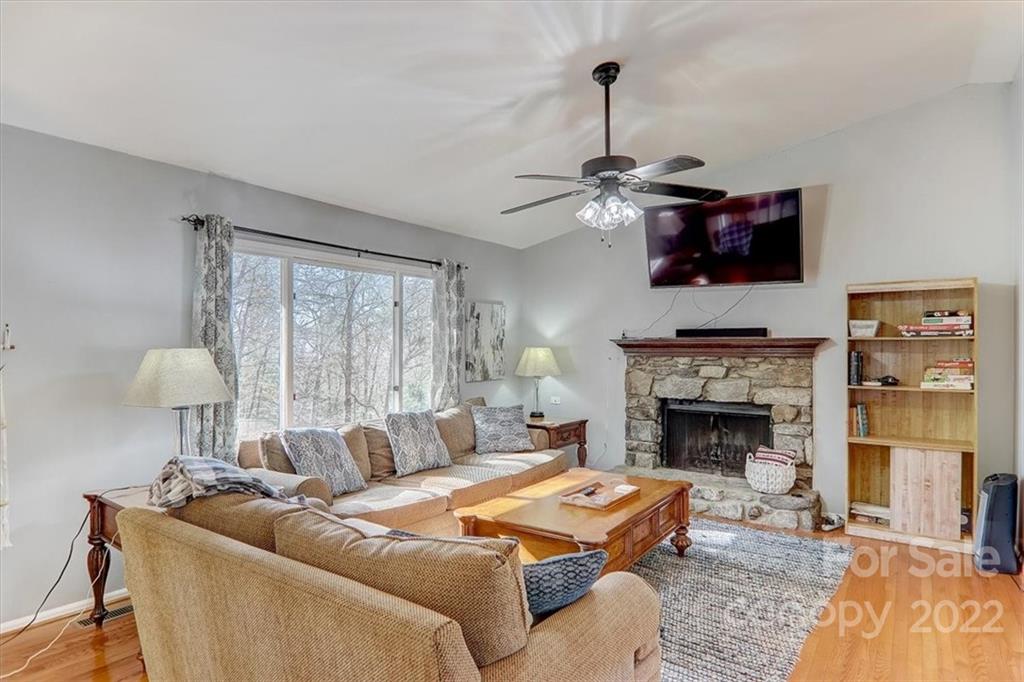 12 Wood Road Arden, NC 28704 - Photo 6 of 48 Gallery Image 6