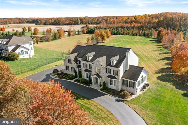an aerial view of a house having outdoor space