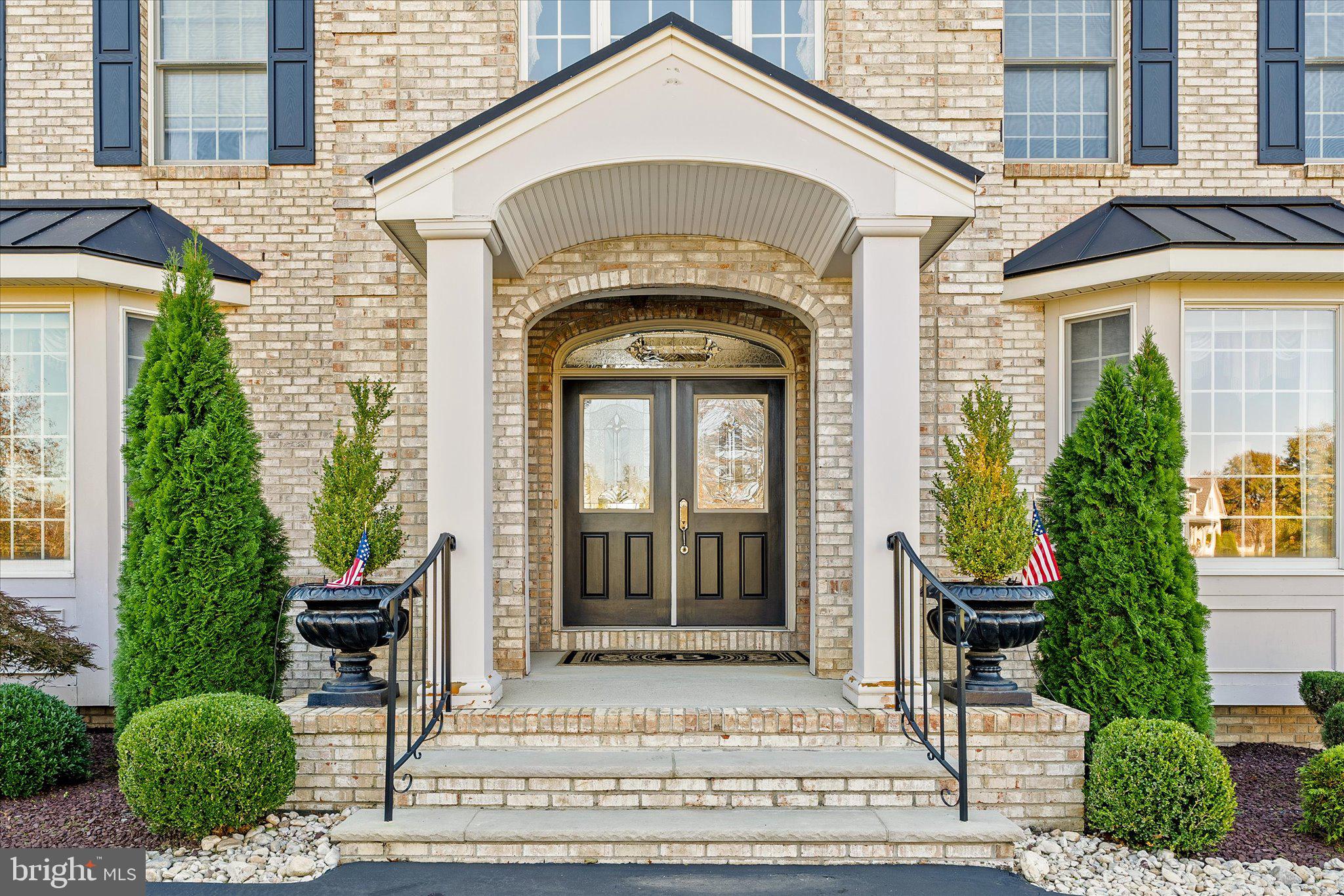 30 Ridgeview Way Allentown, NJ 08501 - Photo 8 of 57 a front view of a house