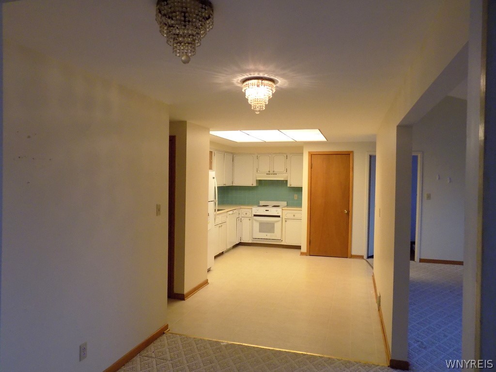 373 Carmen Road Amherst, NY 14226 - Photo 24 of 48