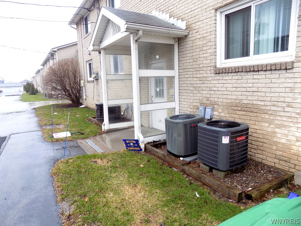 373 Carmen Road Amherst, NY 14226 - Photo 45 of 48