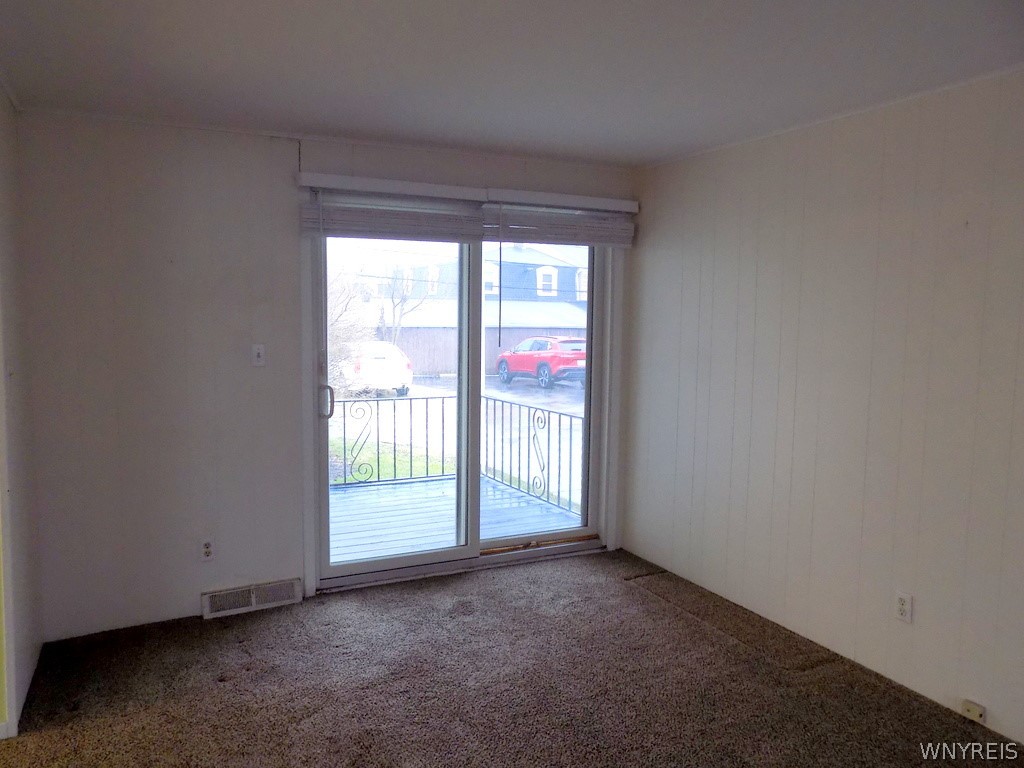 373 Carmen Road Amherst, NY 14226 - Photo 10 of 48