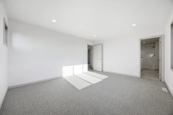 $429,900 | 7647 Cub Crk Way, Horace, ND 58047